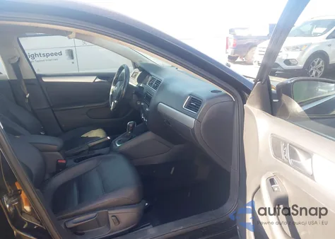 2014 Volkswagen Jetta 1.8T Se from USA, damaged, VIN 3VWD17AJ3EM293568